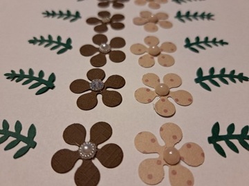 Kwiaty brązowe mix z listkami Handmade