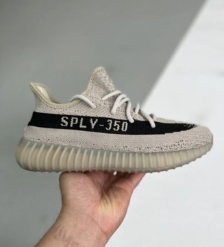 Wyprzedaż! Sneckers Adidas Yeezy Boost 350 v2 r.37