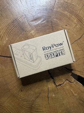 RoyPow samochodowy adapter sieciowy AC na DC