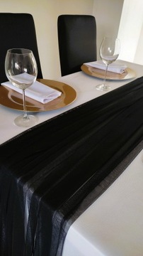 Bieżnik czarny tiulowy na stół dekoracja wynajem