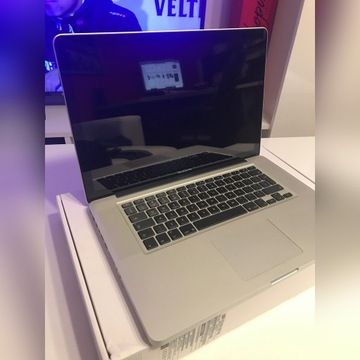 MacBook Pro A1286 i7