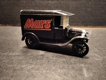 Vintage 1989 Matchbox Ford T Mars
