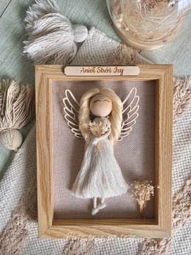 Aniołek w ramce prezent na chrzciny