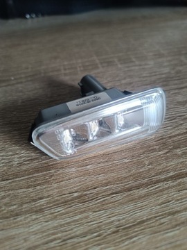 KIERUNKOWSKAZ LEWY LED AUDI A8 D3 NOWY 4E0949127