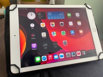 Tablet Apple iPad 5 9,7" 2 GB/32 GB Zloty/Gold