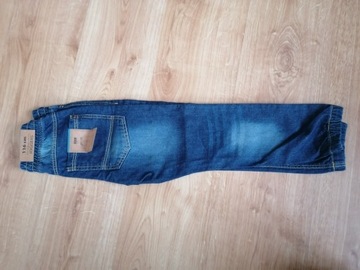 Spodnie jeansy chłopięce r. 116 NOWE