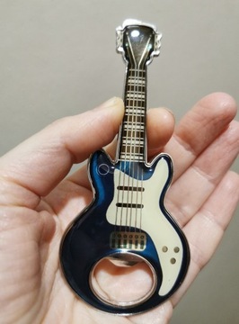 Magnes na lodówkę 3D otwieracz gitara basowa