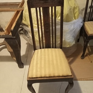 Stare krzesła+ stół