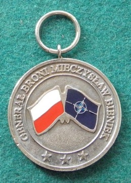 Medal pamiątkowy 2 Korpusu Zmechanizowanego 2004 r