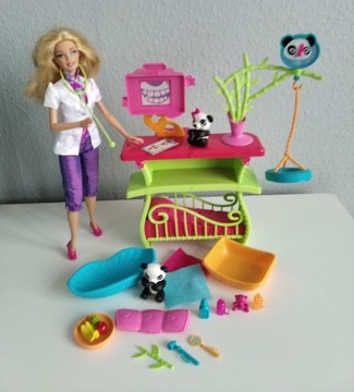 Barbie opiekunka pand / lecznica Mattel