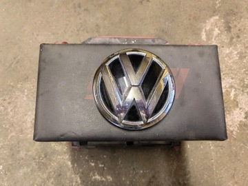 Vw UP lift, znaczek, emblemat, logo w grill