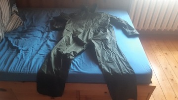 Ubranie przeciwdeszczowe spodnie kurtka L NOWE 