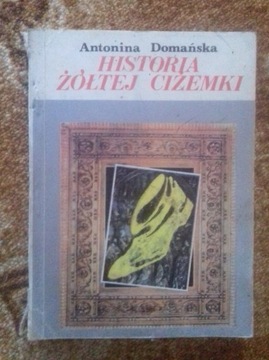 Historia żółtej ciżemki Antonina Domańska