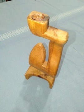 drewniany fikuśny świecznik 23x9,5x4,5 cm