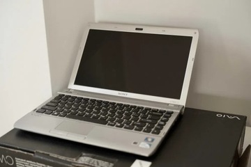 Laptop Sony Vaio VPCY21S1E