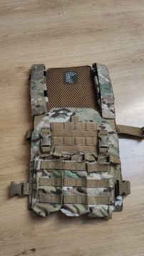 WIELOZADANIOWY PLATE CARRIER - MULTICAMO [8FIELDS]