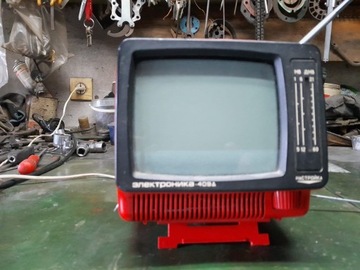 Radziecki telewizor Elektronika 409