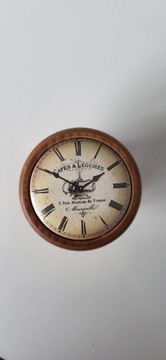Uchwyt meblowy gałka drewniana z symbolem zegarka