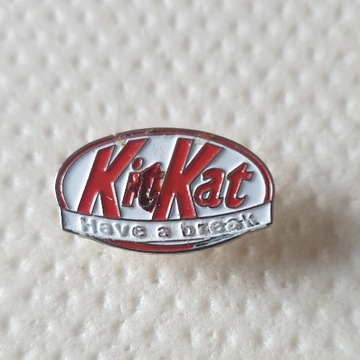 Przypinki,  Vintage pins Kit kat 