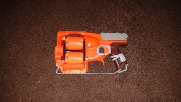 Nerf Zombie Strike Flipfury + magazynek