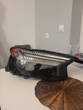 LAMPA PRZÓD PRAWA AUDI Q4 E-TRON FULL LED MATRIX 