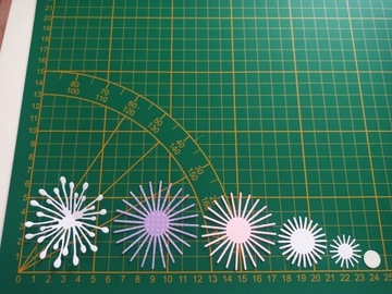 Papierowe scrapki - zestaw 6 elementów kwiatka