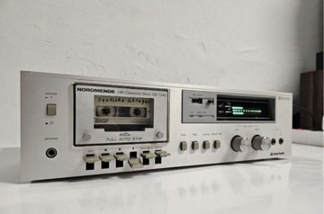 Magnetofon kasetowy Nordmende CD 1340. 