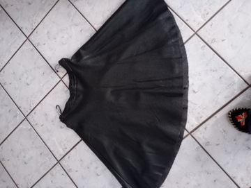 Kloszowa czarna spódnica s/m