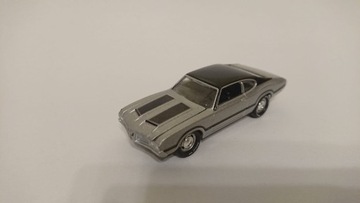 1/64 Oldsmobile Cutlass 1970 Johnny Lightning