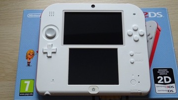 Konsola Nintendo 2DS Tomodachi Life Pudełko