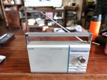 Stare Radio Philips D2102 