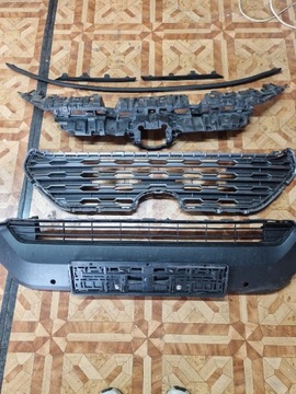 Toyota Rav4 V Grill, Wzmocnienie, atrapy zderzaka 