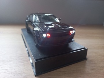 Dodge Challenger SRT 1/32