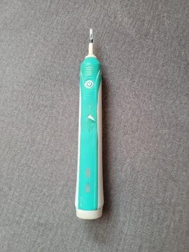 Szczoteczka elektryczna Oral-b 3000 typ 3754