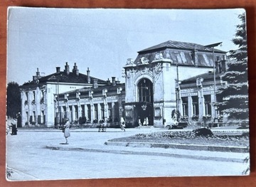 Pocztówka - Polska Nowy Sącz - Dworzec kolejowy