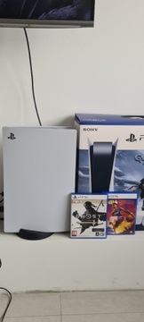 PlayStation 5+Napęd+Gry widoczne na zdjęciu