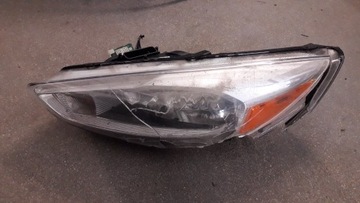 Ford Focus MK3 lift lampa przednia lewa USA z LED