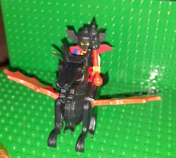 Lego Castle Bat Lord ze smokiem