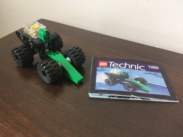 LEGO Technic 1260 Samochodzik z ruchomym tłokiem + instrukcja