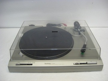 Gramofon  TECHNICS SL-B202 .