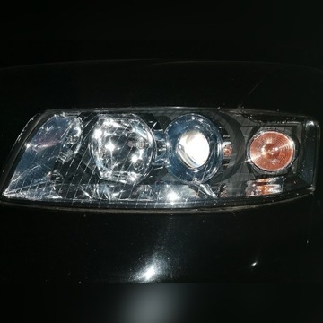 Lampy przód audi a4 b6  