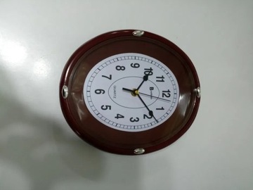 Zegar plastikowy 21x25cm Brunbeste 1847