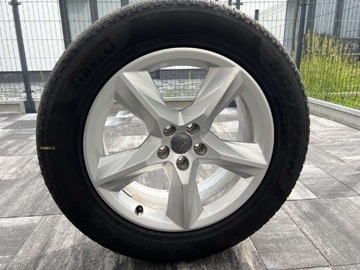 AUDI Q7 4M FELGI Z OPONAMI 255/55R19 Pirelli