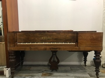 Zabytkowy stołowy fortepian C.C. Honung 1827-1851
