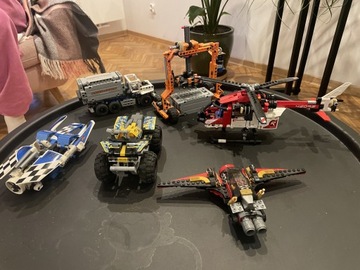 ZESTAW 1,4KG KLOCKÓW LEGO TECHNIC, CITY + WIADRO