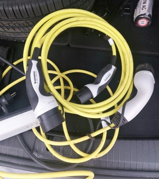 Oryginalny kabel do ładowania VW 1ea971675al