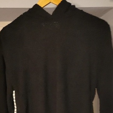 Nowy mechaty sweterek z kapturem rozmiar XS marki 