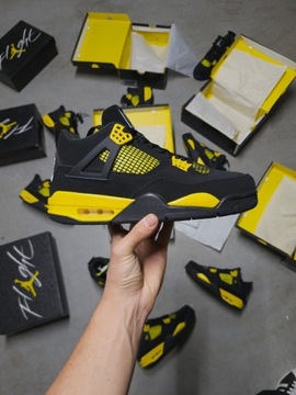 Nike Air Jordan 4 "Thunder" r.40-44 