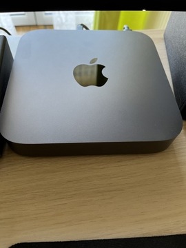 Mac mini 2018 i3/32/128