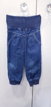 Spodnie jeansowe dla malucha 